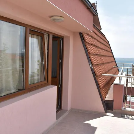 Neptun Guest house *